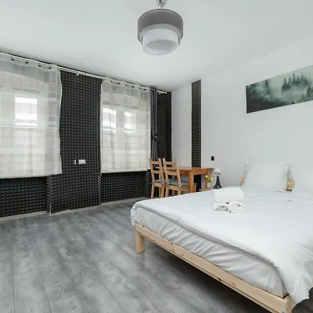 Apartment Dembowskiego Standard By Bookinghost *