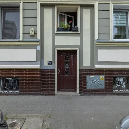 Dembowskiego Standard By Bookinghost Szczecin